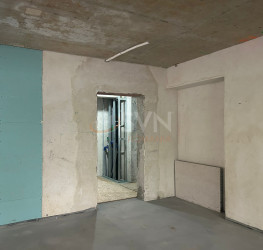 Spatiu comercial with outdoor parking included Bucuresti/Iancu Nicolae