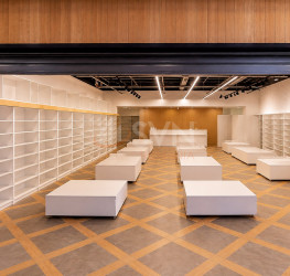 Spatiu comercial with outdoor parking included Bucuresti/Iancu Nicolae