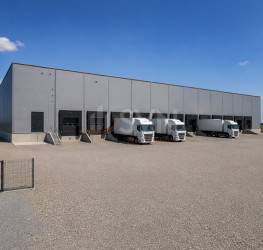 Spatiu comercial with outdoor parking included Ilfov/Balotesti