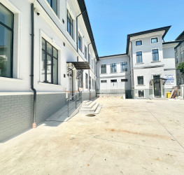 Spatiu comercial with outdoor parking included Bucuresti/Cismigiu