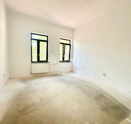 Spatiu comercial with outdoor parking included Bucuresti/Cismigiu