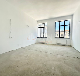 Spatiu comercial with outdoor parking included Bucuresti/Cismigiu