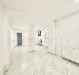 Spatiu comercial with outdoor parking included Bucuresti/Cismigiu