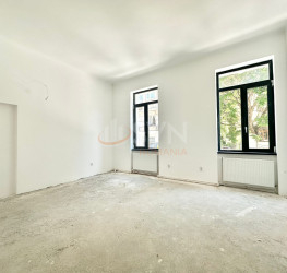 Spatiu comercial with outdoor parking included Bucuresti/Cismigiu