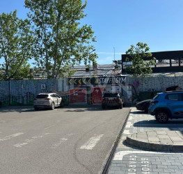 Spatiu comercial with outdoor parking included Ilfov/Odai
