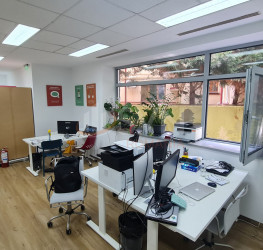 Spatiu comercial with underground parking included Bucuresti/Armeneasca