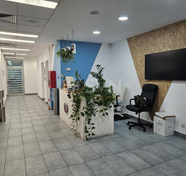 Spatiu comercial with underground parking included Bucuresti/Armeneasca