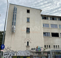 Spatiu comercial with underground parking included Bucuresti/Titulescu