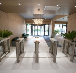 Spatiu comercial with underground parking included Bucuresti/Eminescu