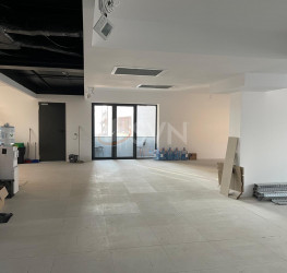 Spatiu comercial with underground parking included Bucuresti/Eminescu