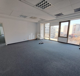 Spatiu comercial with underground parking included Bucuresti/Mosilor
