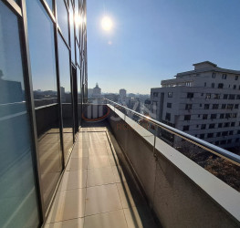 Spatiu comercial with underground parking included Bucuresti/Mosilor