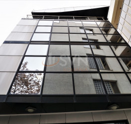 Spatiu comercial with underground parking included Bucuresti/Victoriei