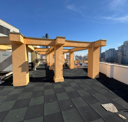 Spatiu comercial with underground parking included Bucuresti/Victoriei