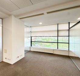 Spatiu comercial with underground parking included Bucuresti/Barbu Vacarescu