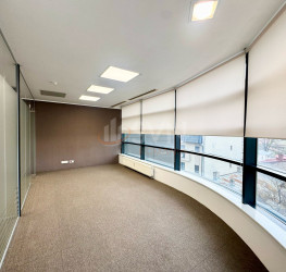 Spatiu comercial with underground parking included Bucuresti/Barbu Vacarescu