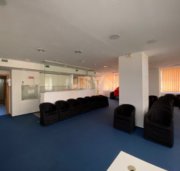Spatiu comercial with underground parking included Bucuresti/Cismigiu