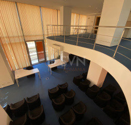 Spatiu comercial with underground parking included Bucuresti/Cismigiu