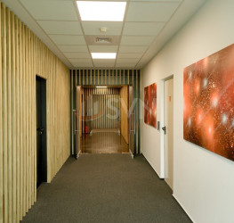 Spatiu comercial with underground parking included Bucuresti/Aviatiei