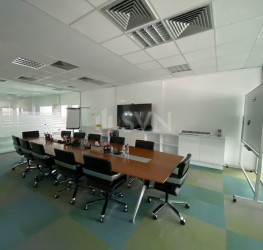 Spatiu comercial with underground parking included Bucuresti/Pipera