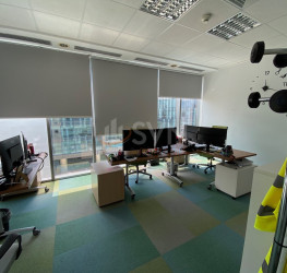 Spatiu comercial with underground parking included Bucuresti/Pipera