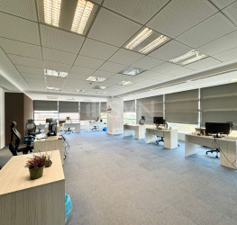 Spatiu comercial with underground parking included Bucuresti/Barbu Vacarescu