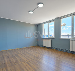 Spatiu comercial with underground parking included Bucuresti/23 August
