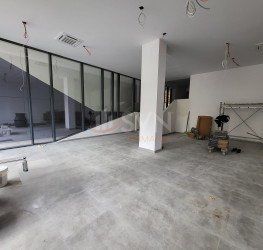 Spatiu comercial with underground parking included Bucuresti/Parcul Carol