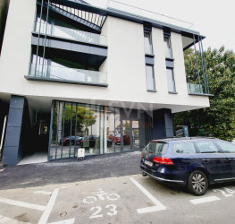 Spatiu comercial with underground parking included Bucuresti/Parcul Carol