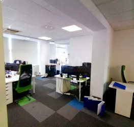 Spatiu comercial with underground parking included Bucuresti/Universitate