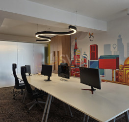 Spatiu comercial with underground parking included Bucuresti/Arcul De Triumf
