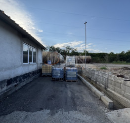 Spatiu comercial with underground parking included Valcea/Cazanesti
