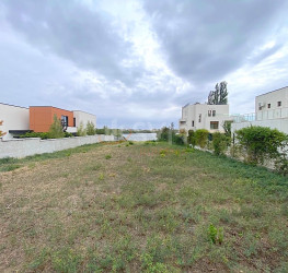 Teren 2000 mp Bucuresti/Damaroaia